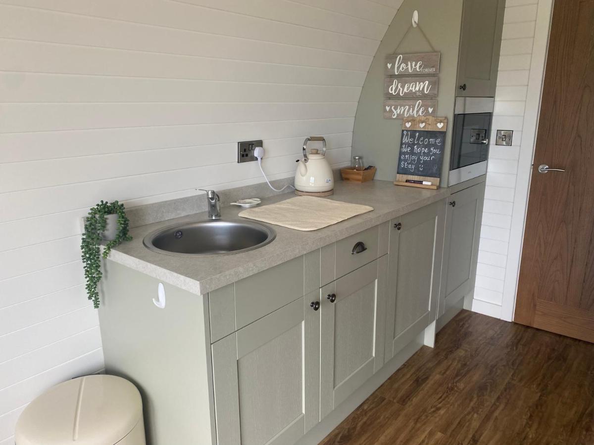 Beech Pod Cabin In Beautiful Surroundings Wrexham Esterno foto